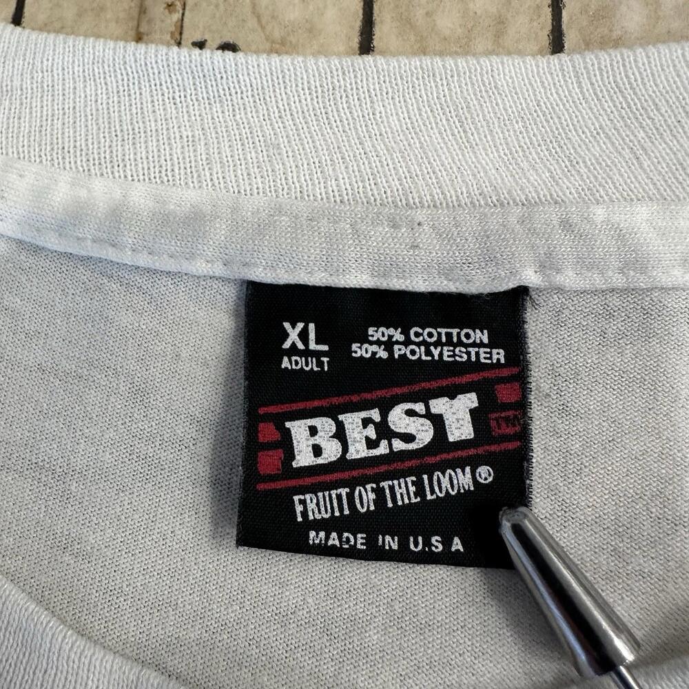 Vintage Fruit Of The Loom Best T-Shirt XL Paint Walmart SUPERCENTER Paper Thin - Picture 4 of 10